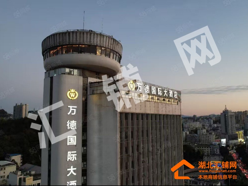 六堰旋转餐厅450㎡诚招合伙人或对外承包经营